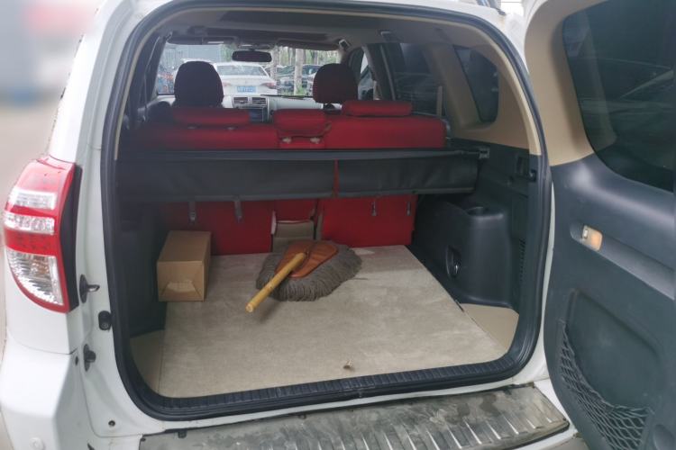 Used Toyota RAV4 2011 2.4L Automatic 4x4 Supreme Navigation Edition Trunk