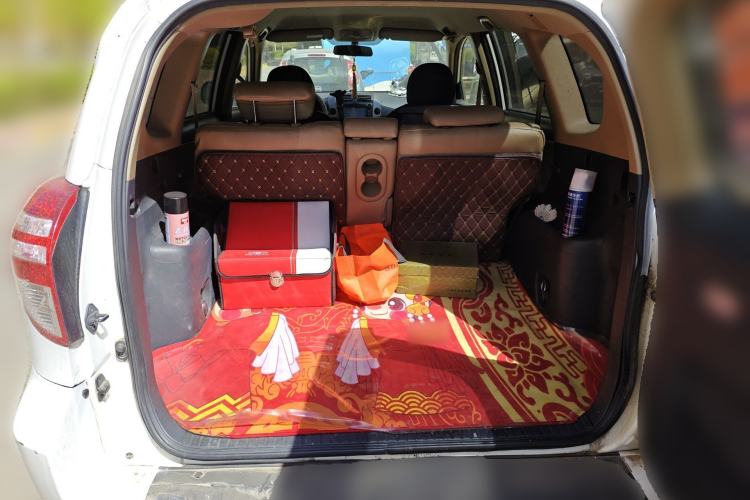 Used Toyota RAV4 2011 2.0L Automatic Classic Edition Trunk