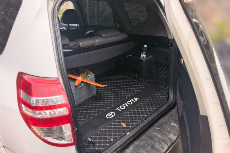 Used Toyota RAV4 2011 2.4L Automatic 4x4 Supreme Navigation Edition Trunk