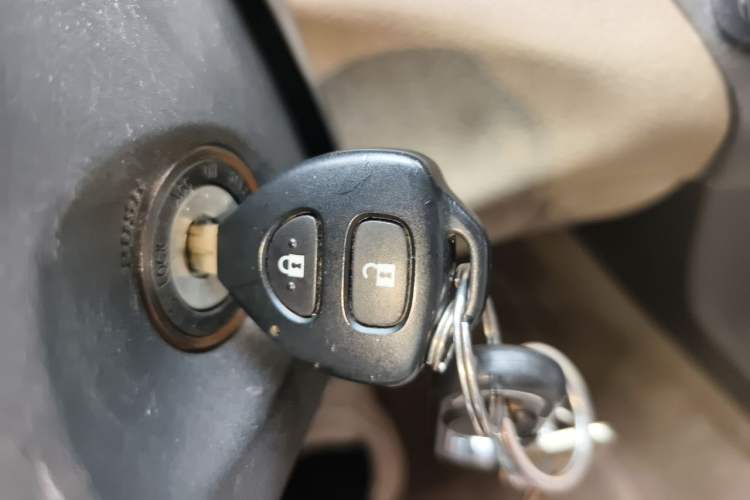 Used Toyota RAV4 2011 2.0L Automatic 4x4 Edition Vehicle Key