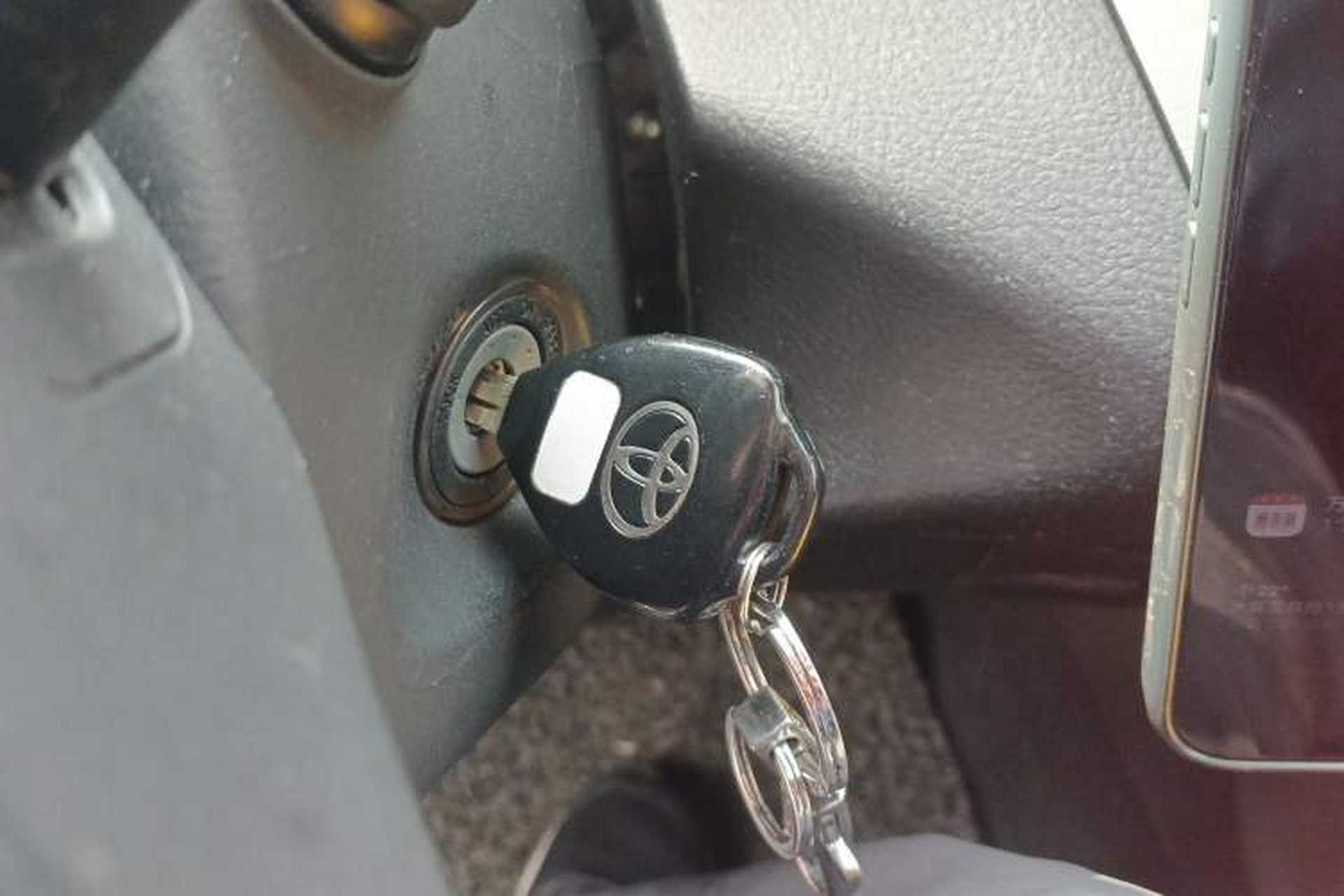 Used Toyota RAV4 2011 2.4L Automatic 4x4 Luxury Edition Vehicle Key