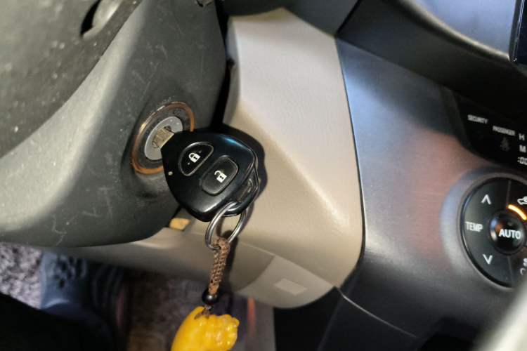 Used Toyota RAV4 2011 2.0L Automatic Classic Edition Vehicle Key