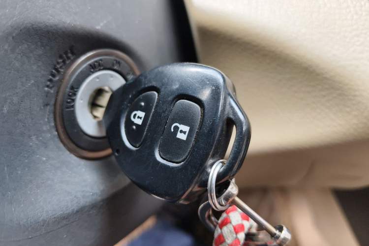 Used Toyota RAV4 2011 2.0L Automatic Classic Edition Vehicle Key