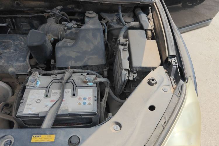 Used Toyota RAV4 2012 Luxurious Edition 2.0L Automatic All-Wheel Drive Engine Bay Left