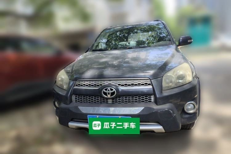 Used Toyota RAV4 2012 Luxurious Edition 2.0L Automatic All-Wheel Drive Front