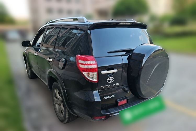 Used Toyota RAV4 2012 Luxurious 2.4L Automatic 4x4 with Stylish Features Rear Left 45 Deg