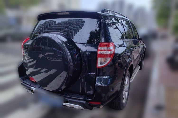 Used Toyota RAV4 2012 Luxurious 2.4L Automatic 4x4 with Stylish Features Rear Right 45 Deg