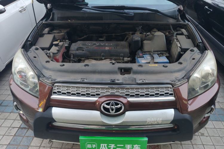 Used Toyota RAV4 2012 Luxurious Edition 2.0L Automatic All-Wheel Drive Engine Bay