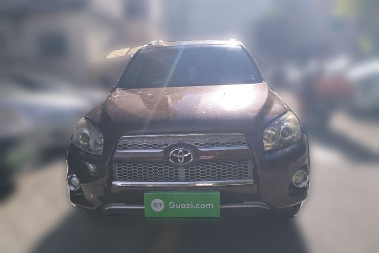 Used Toyota RAV4 2012 Luxurious Edition 2.0L Automatic All-Wheel Drive Front