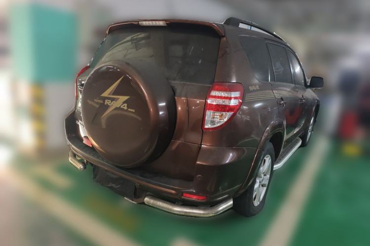 Used Toyota RAV4 2012 Luxurious 2.4L Automatic 4x4 with Stylish Features Rear Right 45 Deg