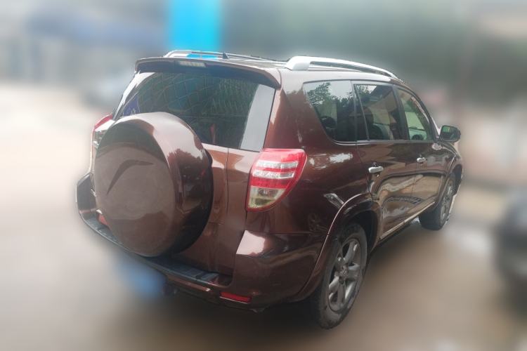Used Toyota RAV4 2012 Luxurious 2.4L Automatic 4x4 with Stylish Features Rear Right 45 Deg