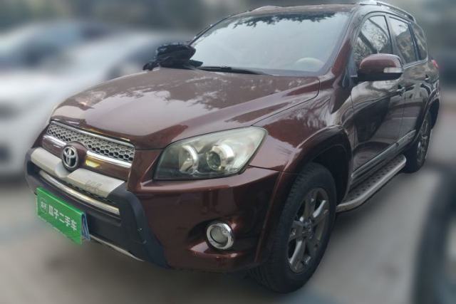 Used Toyota RAV4 2012 Luxurious Edition 2.0L Automatic All-Wheel Drive