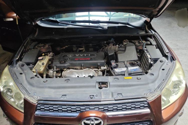 Used Toyota RAV4 2012 Luxurious Edition 2.0L Automatic All-Wheel Drive Engine Bay