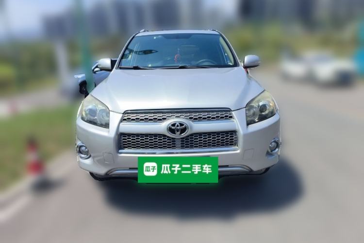 Used Toyota RAV4 2012 Luxurious 2.4L Automatic 4x4 with Stylish Features Front