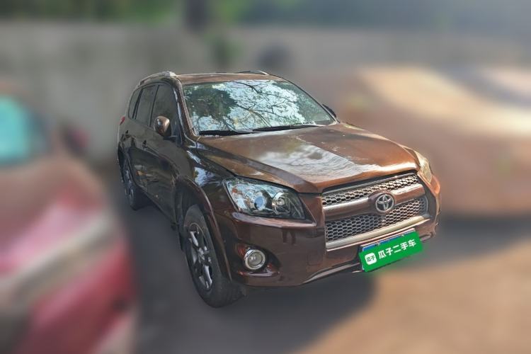 Used Toyota RAV4 2012 Luxurious Edition 2.0L Automatic All-Wheel Drive Front Right 45 Deg