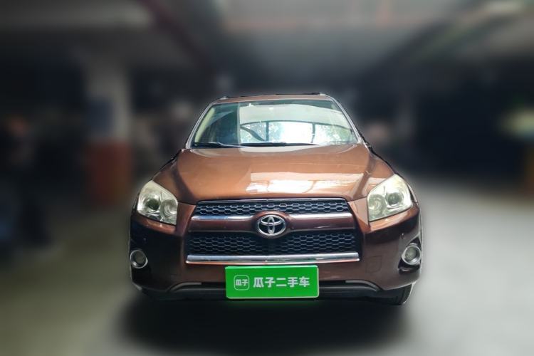 Used Toyota RAV4 2012 Luxurious Edition 2.0L Automatic All-Wheel Drive Front