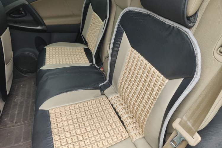 Used Toyota RAV4 2012 Luxurious Edition 2.0L Automatic All-Wheel Drive Left Rear Seat