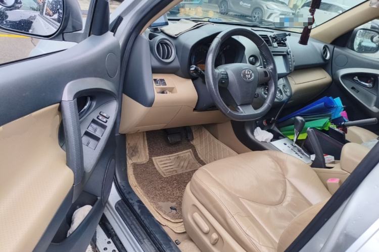Used Toyota RAV4 2012 Luxurious 2.4L Automatic 4x4 with Stylish Features Driver Seat