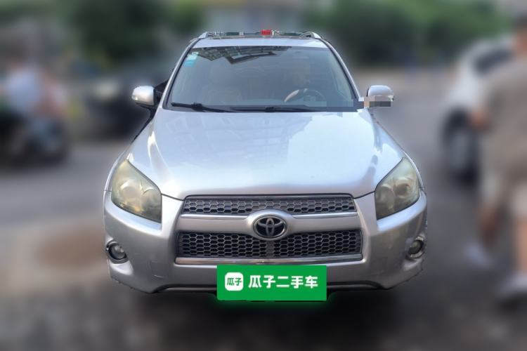 Used Toyota RAV4 2012 Luxurious Edition 2.0L Automatic All-Wheel Drive Front