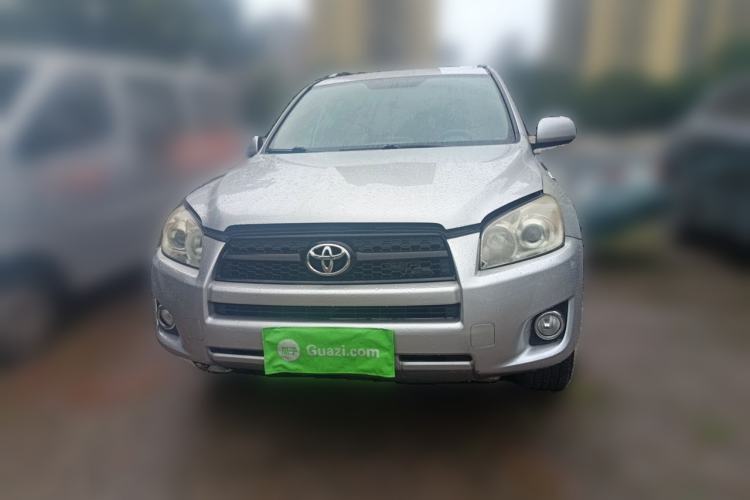 Used Toyota RAV4 2012 Luxurious Edition 2.0L Automatic All-Wheel Drive Front
