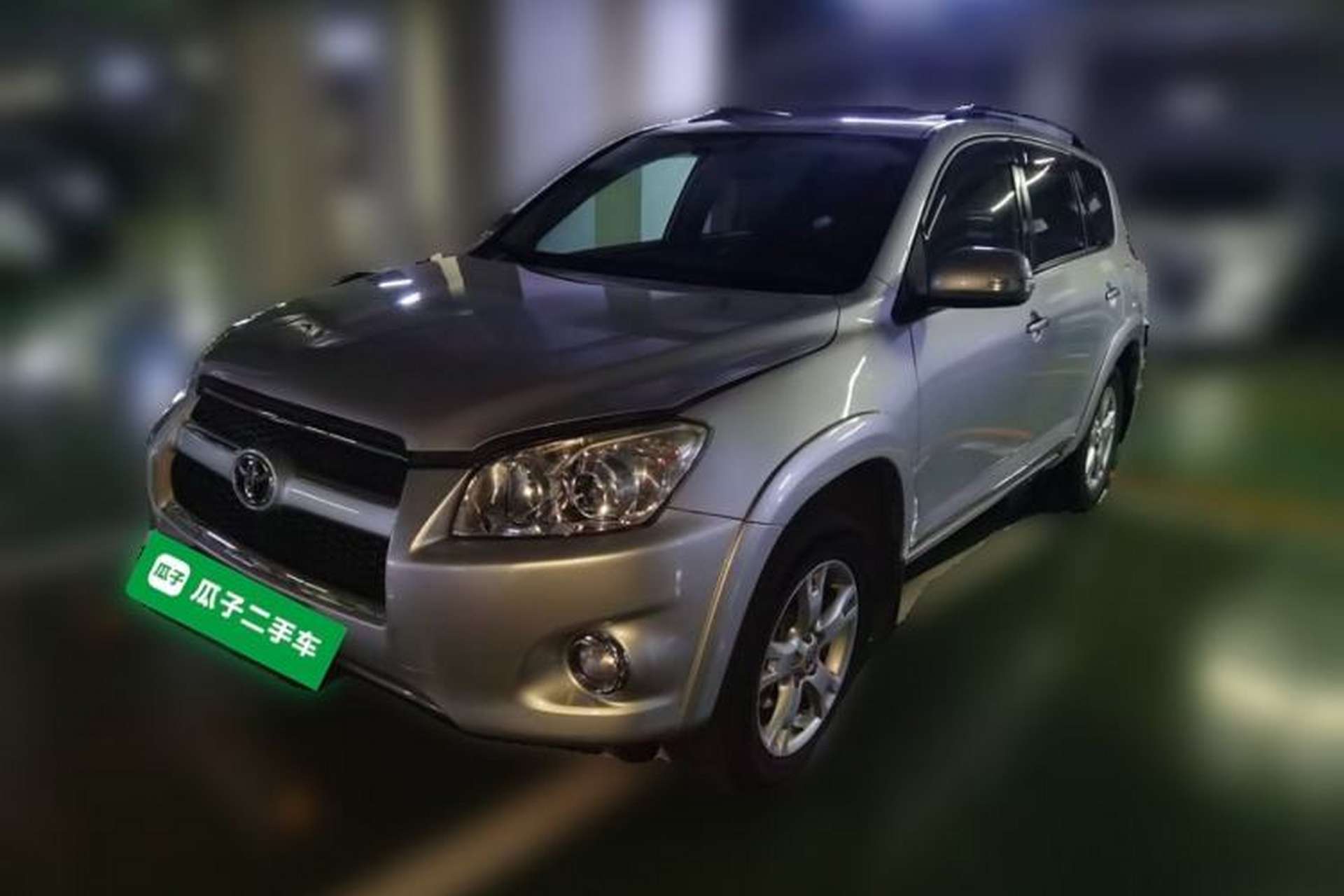 Used Toyota RAV4 2012 Luxurious 2.4L Manual 4x4 with Stylish Features Front Left 45 Deg
