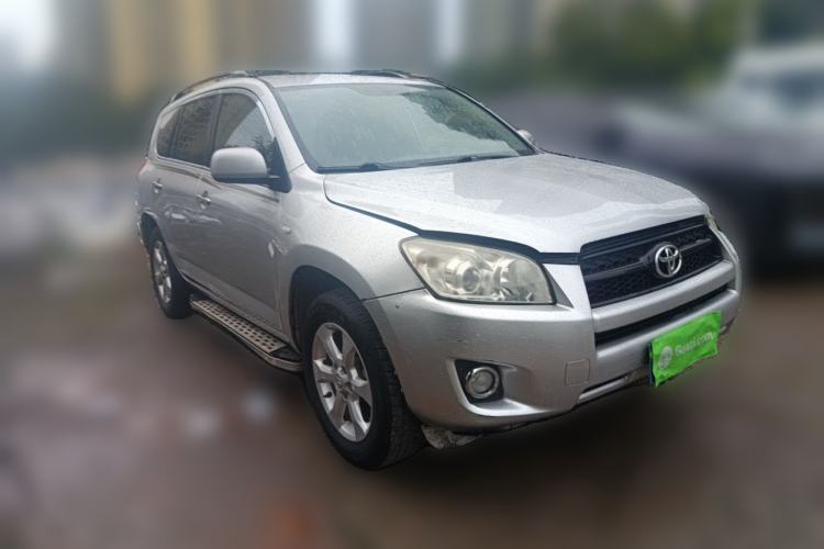 Used Toyota RAV4 2012 Luxurious Edition 2.0L Automatic All-Wheel Drive Front Right 45 Deg