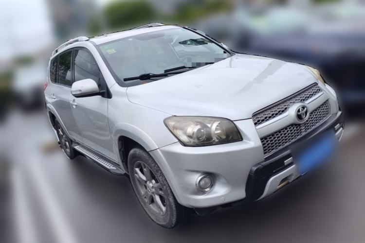 Used Toyota RAV4 2012 Luxurious 2.4L Automatic 4x4 with Stylish Features Front Right 45 Deg