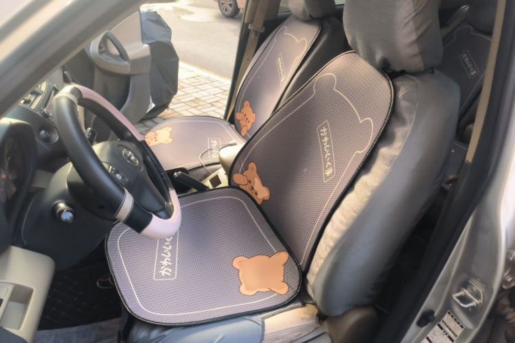 Used Toyota RAV4 2012 Luxurious Edition 2.0L Automatic All-Wheel Drive Left Front Seat