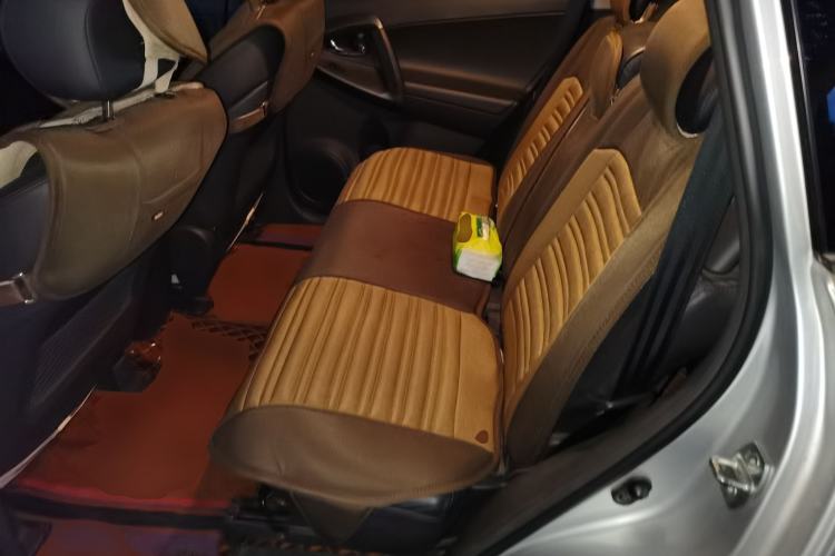 Used Toyota RAV4 2012 Luxurious 2.4L Automatic 4x4 with Stylish Features Left Rear Seat