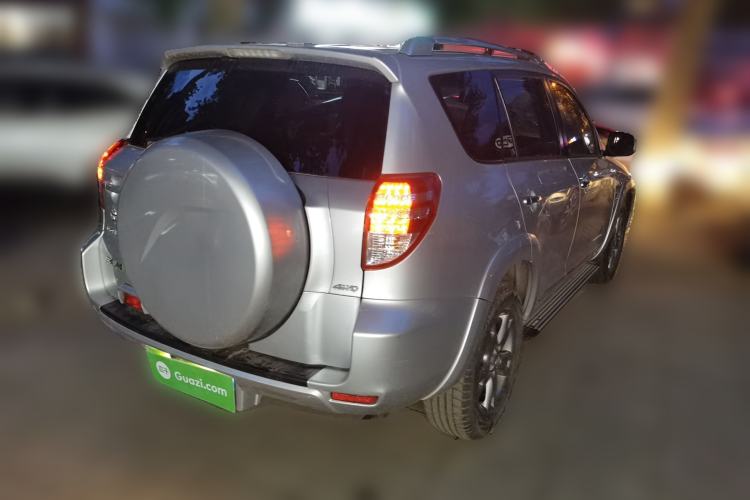 Used Toyota RAV4 2012 Luxurious 2.4L Automatic 4x4 with Stylish Features Rear Right 45 Deg