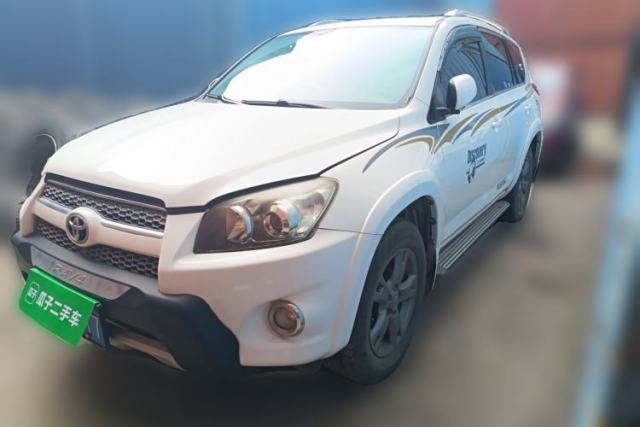 Used Toyota RAV4 2012 Luxurious Edition 2.0L Automatic All-Wheel Drive