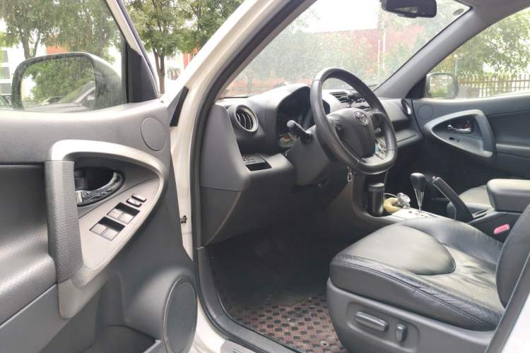 Used Toyota RAV4 2012 Luxurious 2.4L Automatic 4x4 with Stylish Features Driver Seat