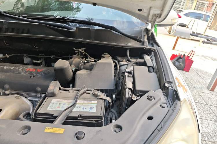 Used Toyota RAV4 2012 Luxurious 2.4L Manual 4x4 with Stylish Features Engine Bay Left
