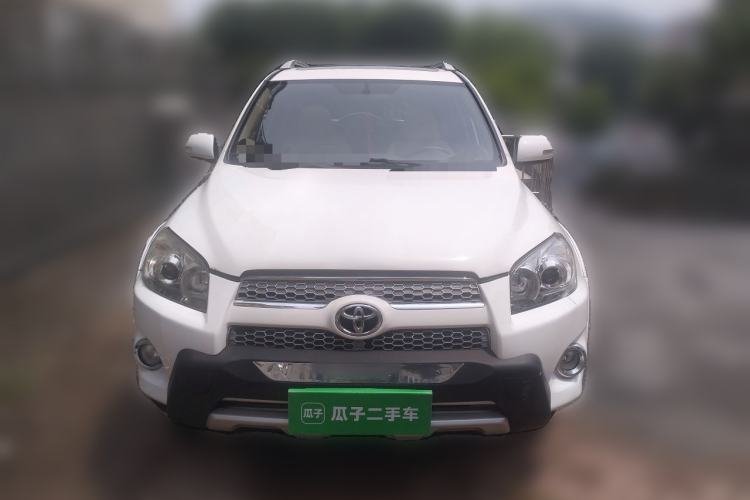 Used Toyota RAV4 2012 Luxurious Edition 2.0L Automatic All-Wheel Drive Front