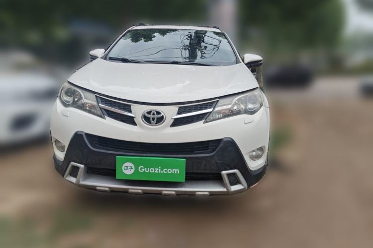 Used Toyota RAV4 2012 Luxurious 2.4L Automatic 4x4 with Stylish Features Front
