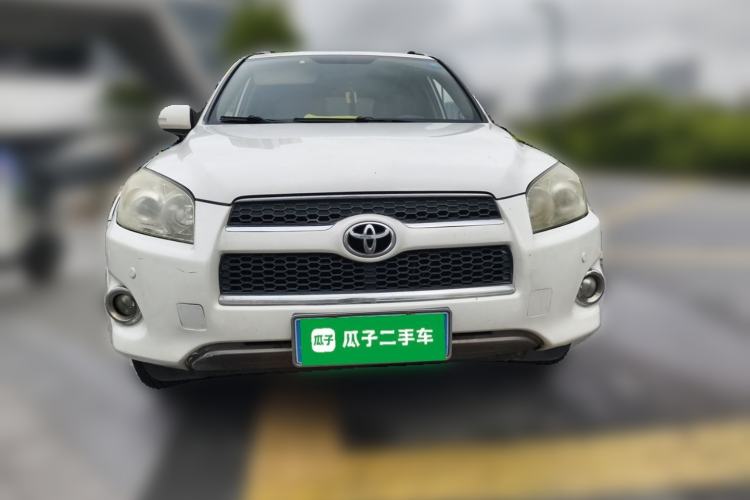 Used Toyota RAV4 2012 Luxurious 2.4L Automatic 4x4 with Stylish Features Front