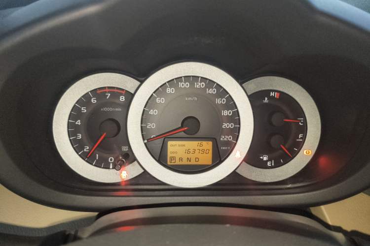 Used Toyota RAV4 2012 Luxurious 2.4L Automatic 4x4 with Stylish Features Instrument Cluster