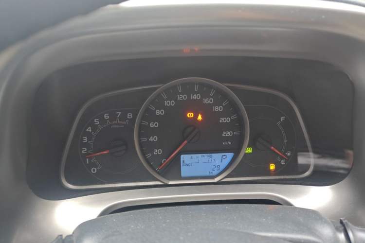 Used Toyota RAV4 2012 Luxurious 2.4L Automatic 4x4 with Stylish Features Instrument Cluster
