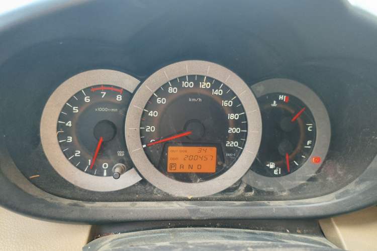 Used Toyota RAV4 2012 Luxurious Edition 2.0L Automatic All-Wheel Drive Instrument Cluster