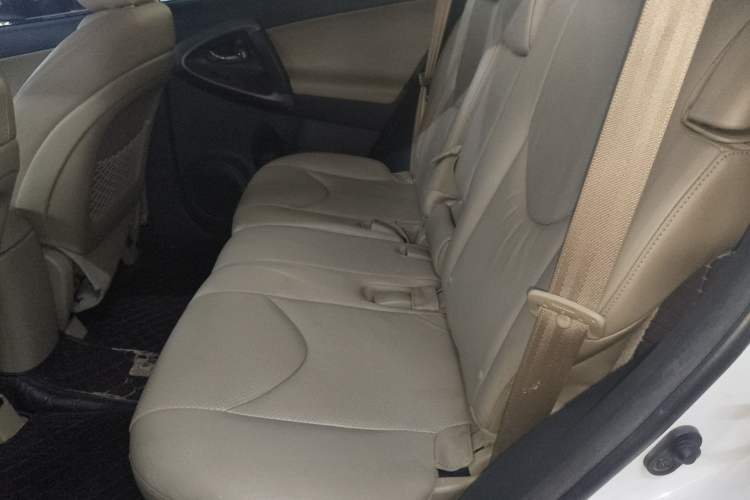 Used Toyota RAV4 2012 Luxurious 2.4L Automatic 4x4 with Stylish Features Left Rear Seat