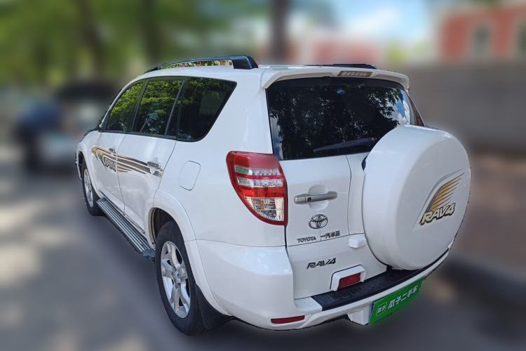 Used Toyota RAV4 2012 Luxurious 2.4L Automatic 4x4 with Stylish Features Rear Left 45 Deg