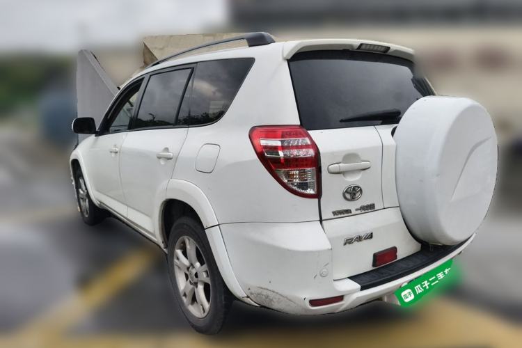 Used Toyota RAV4 2012 Luxurious 2.4L Automatic 4x4 with Stylish Features Rear Left 45 Deg