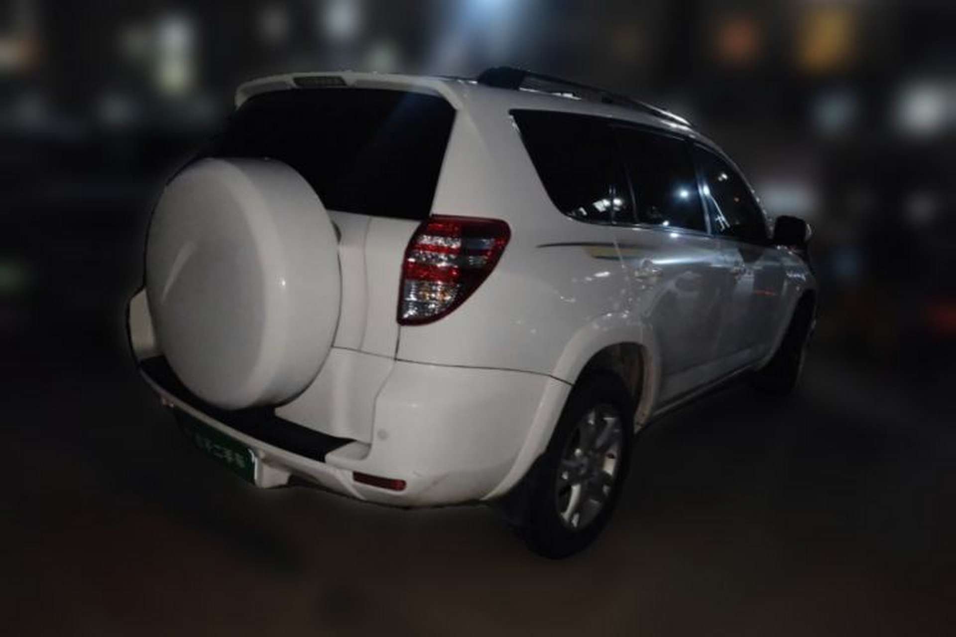 Used Toyota RAV4 2012 Luxurious 2.4L Manual 4x4 with Stylish Features Rear Right 45 Deg