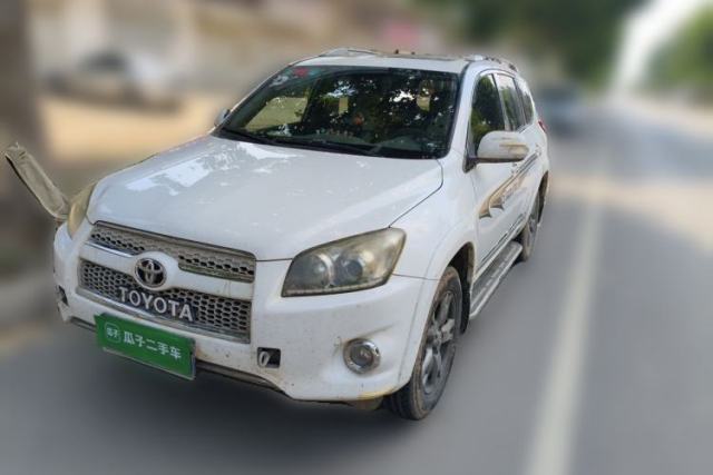 Used Toyota RAV4 2012 Luxurious Edition 2.0L Automatic All-Wheel Drive