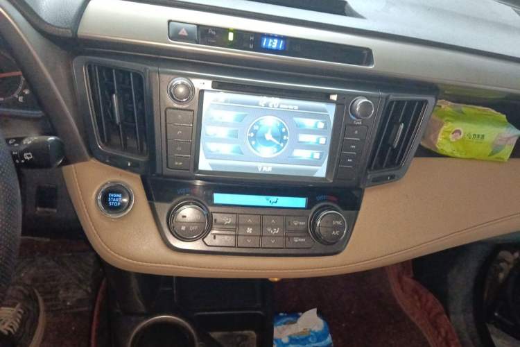 Used Toyota RAV4 2013 2.0L CVT Four-Wheel Drive New Edition Audio And AC Panel