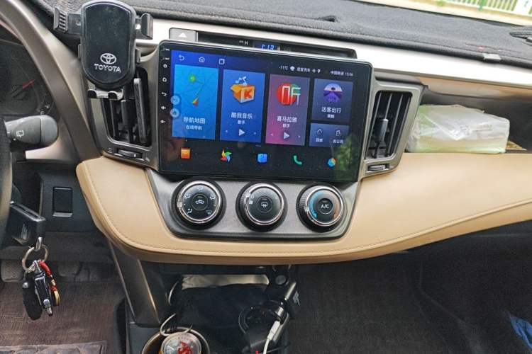 Used Toyota RAV4 2013 2.0L Manual Two-Wheel Drive Urban Edition Audio And AC Panel