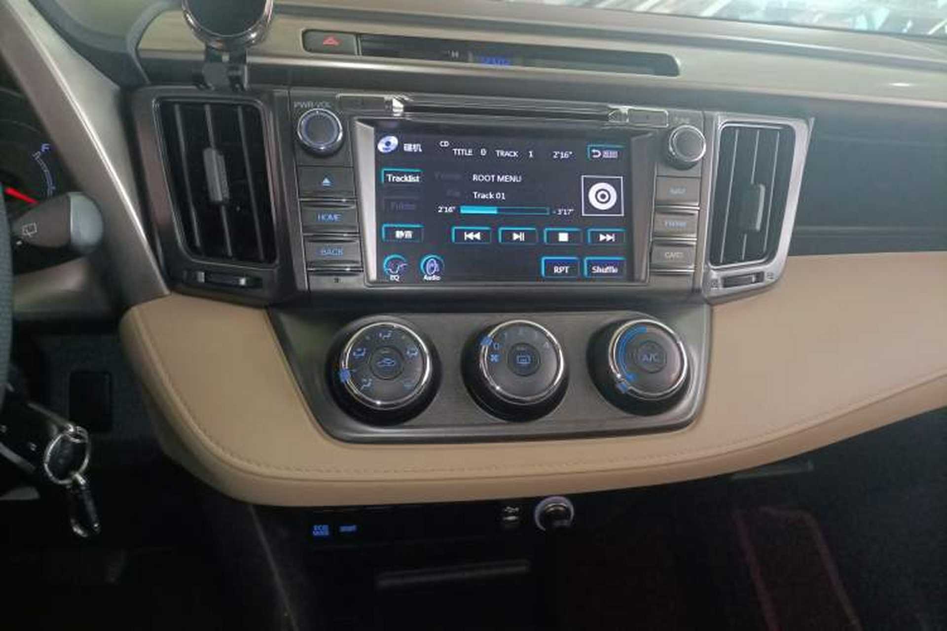 Used Toyota RAV4 2013 2.0L CVT Two-Wheel Drive Urban Edition Audio And AC Panel