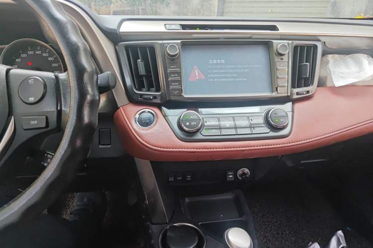Used Toyota RAV4 2013 2.5L Automatic 4x4 Elite Edition Audio And AC Panel