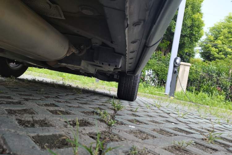 Used Toyota RAV4 2013 2.0L CVT Two-Wheel Drive Urban Edition Chassis Rear Right