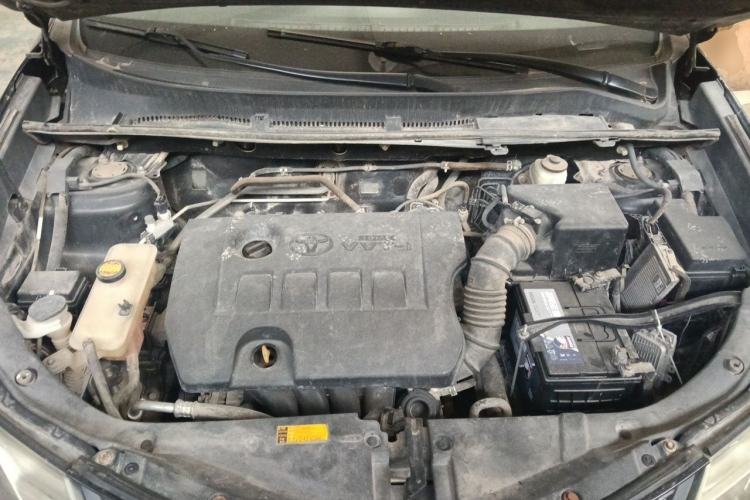 Used Toyota RAV4 2013 2.0L CVT Four-Wheel Drive New Edition Engine Bay